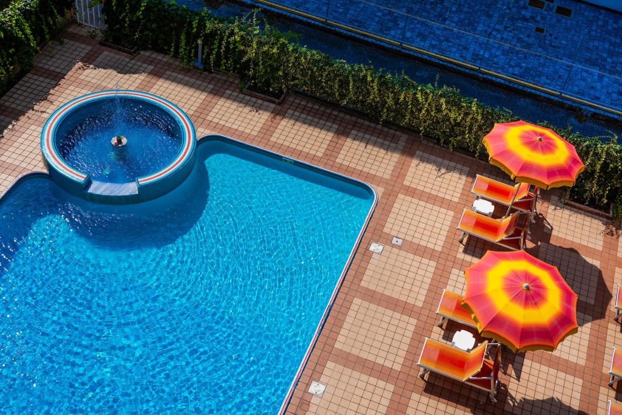 Hotel Jalisco Lido di Jesolo Exterior photo