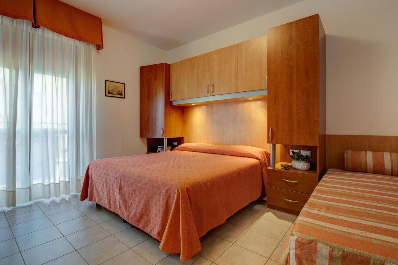 Hotel Jalisco Lido di Jesolo Exterior photo