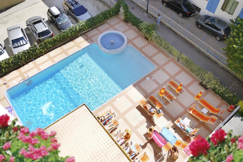 Hotel Jalisco Lido di Jesolo Exterior photo